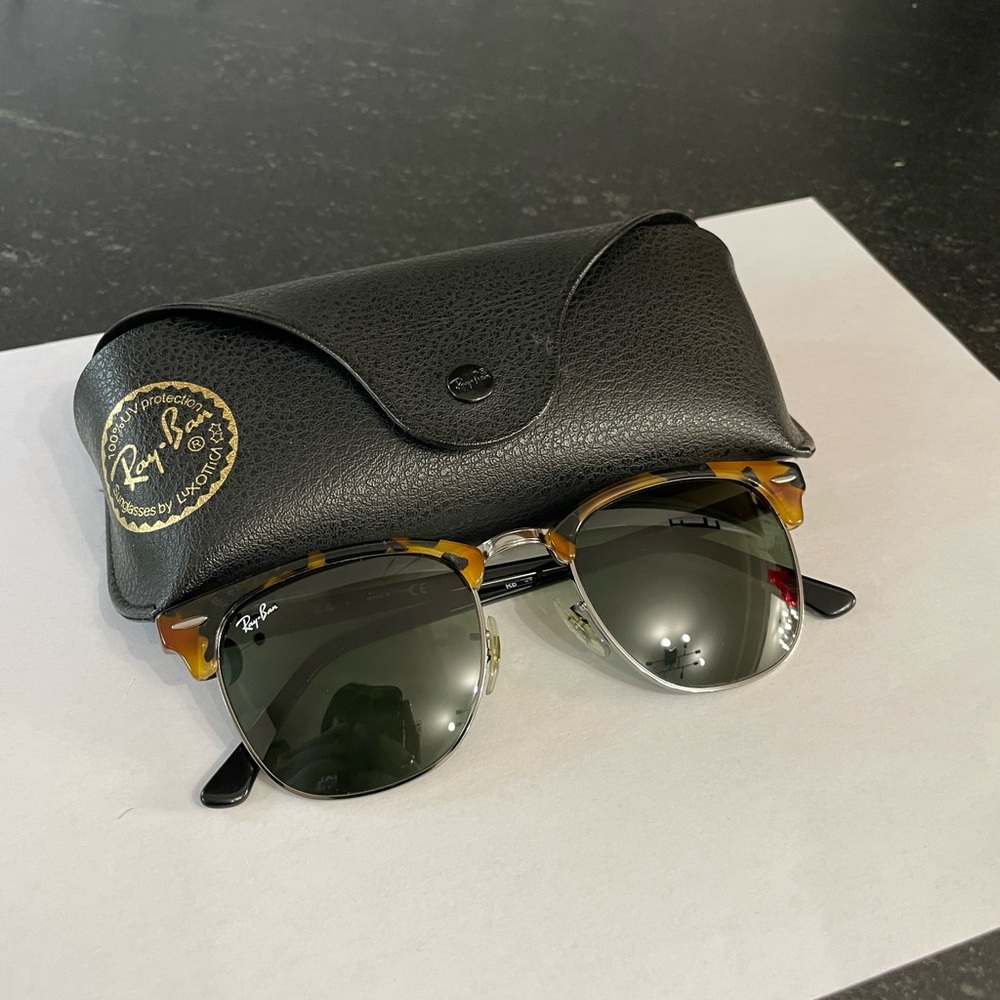 Ray Ban Clubmaster sunglasses tortoise